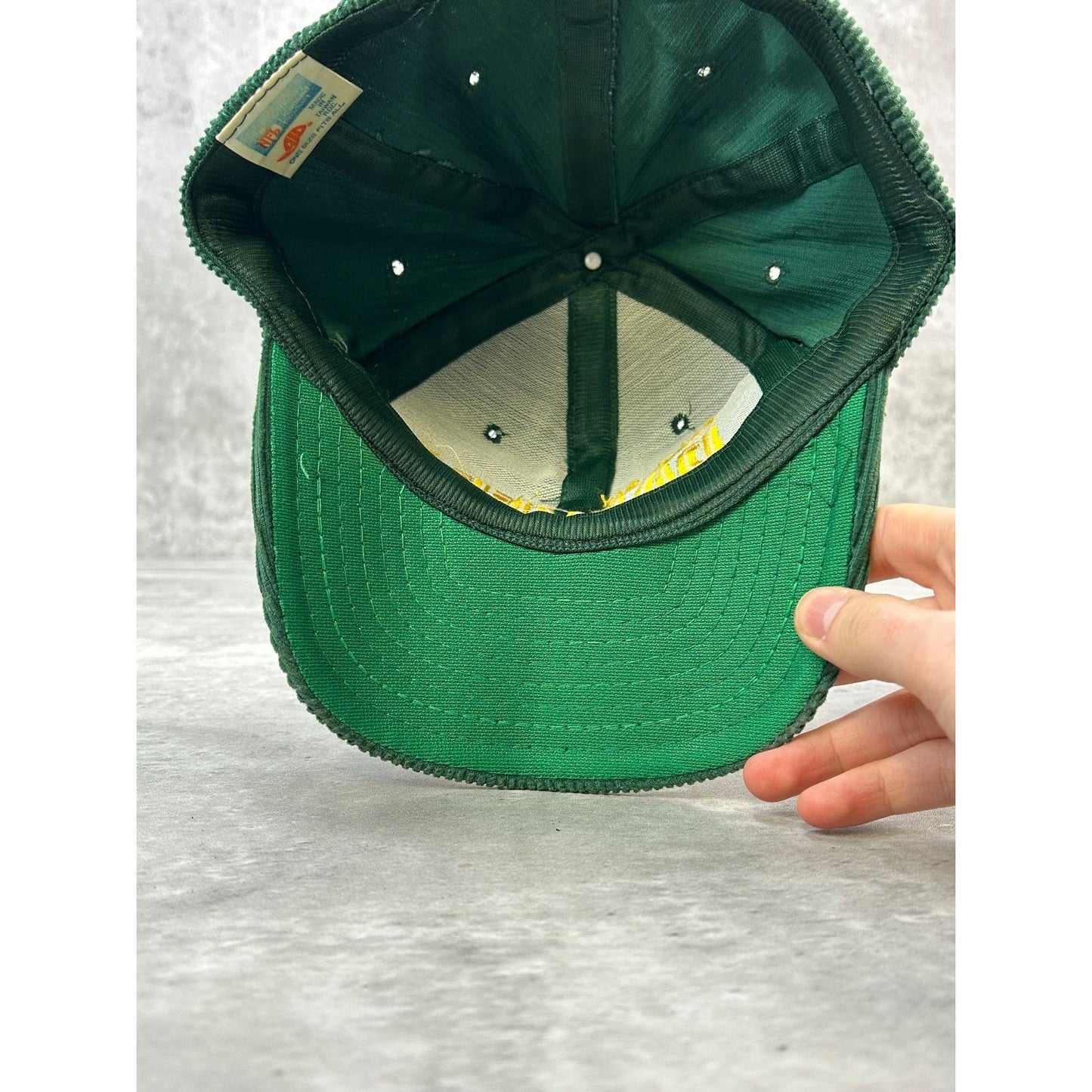 VTG 90s Green Bay Packers NFL Embroidered Spellout Corduroy Snapback Hat OSFA