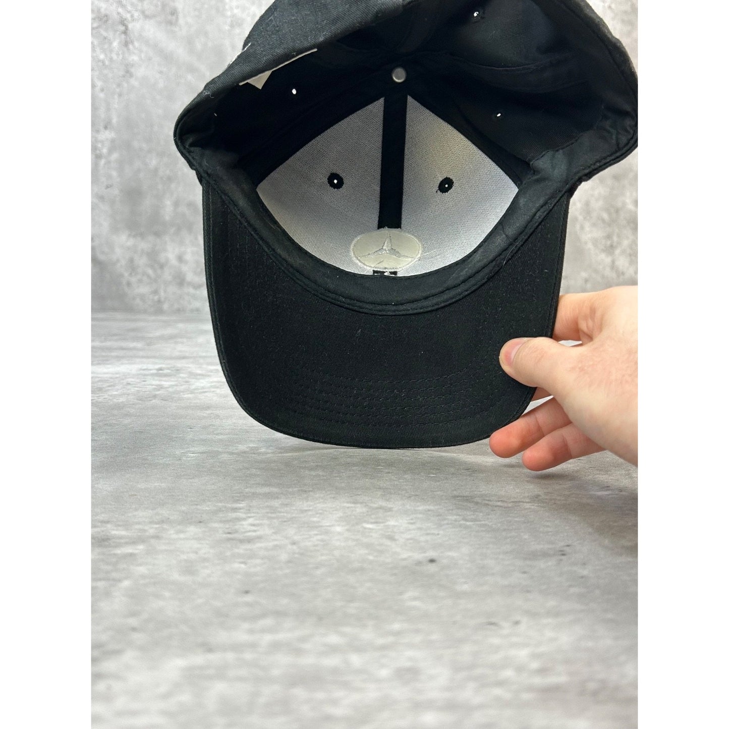 Vintage Mercedes Benz Embroidered Logo Car Strapback Hat OSFA Black