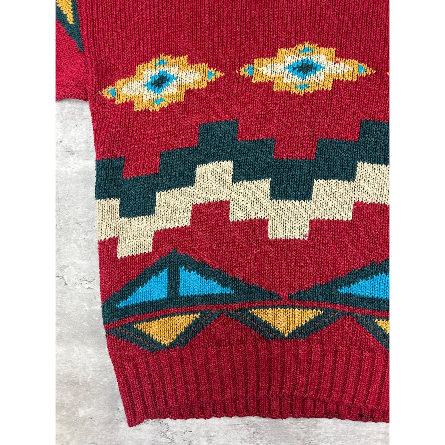Vintage 90s Woolrich Aztec Style Pullover Knit Sweater Size Large