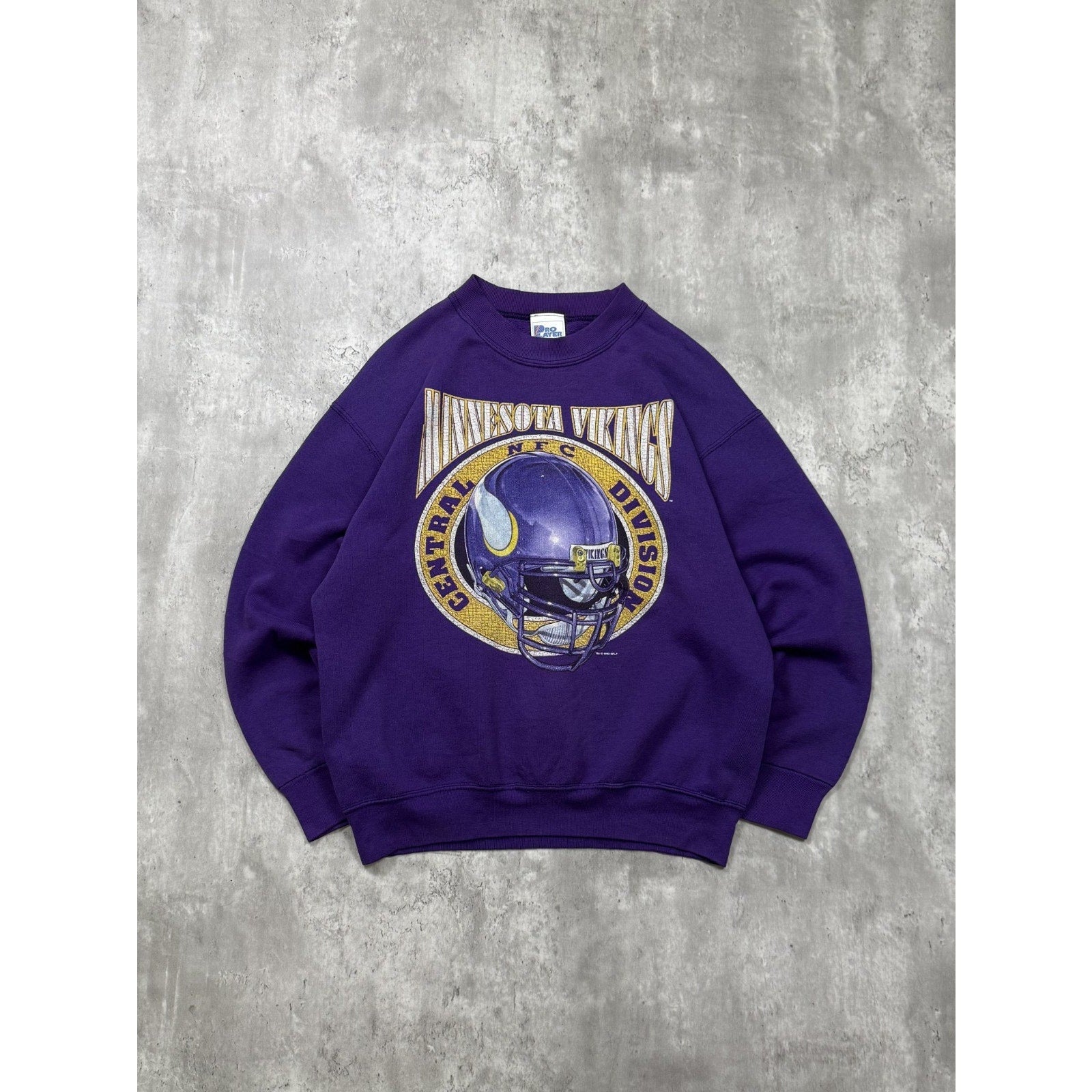 VTG 1995 Minnesota Vikings NFL Helmet Graphic Football Sweatshirt Size Medium