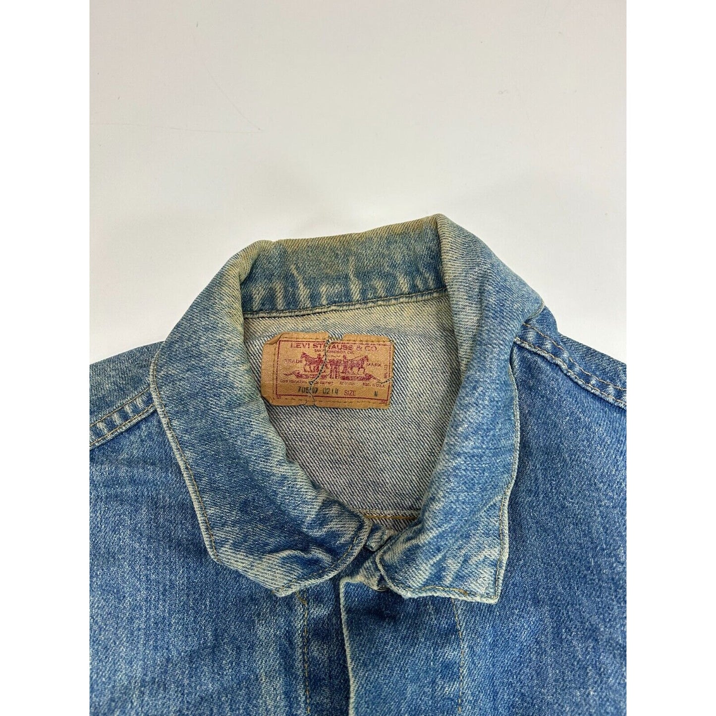 Vintage 90s Levis Red Tab Medium Wash Denim Type 3 Jacket Size Medium