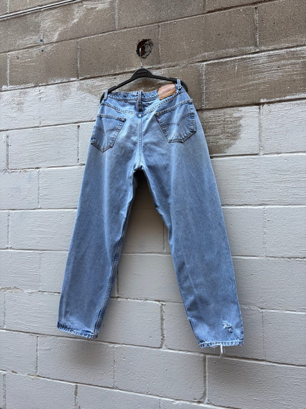 Vintage Levis 550 Red Tab Relaxed Fit Medium Wash Denim Pants Size 34
