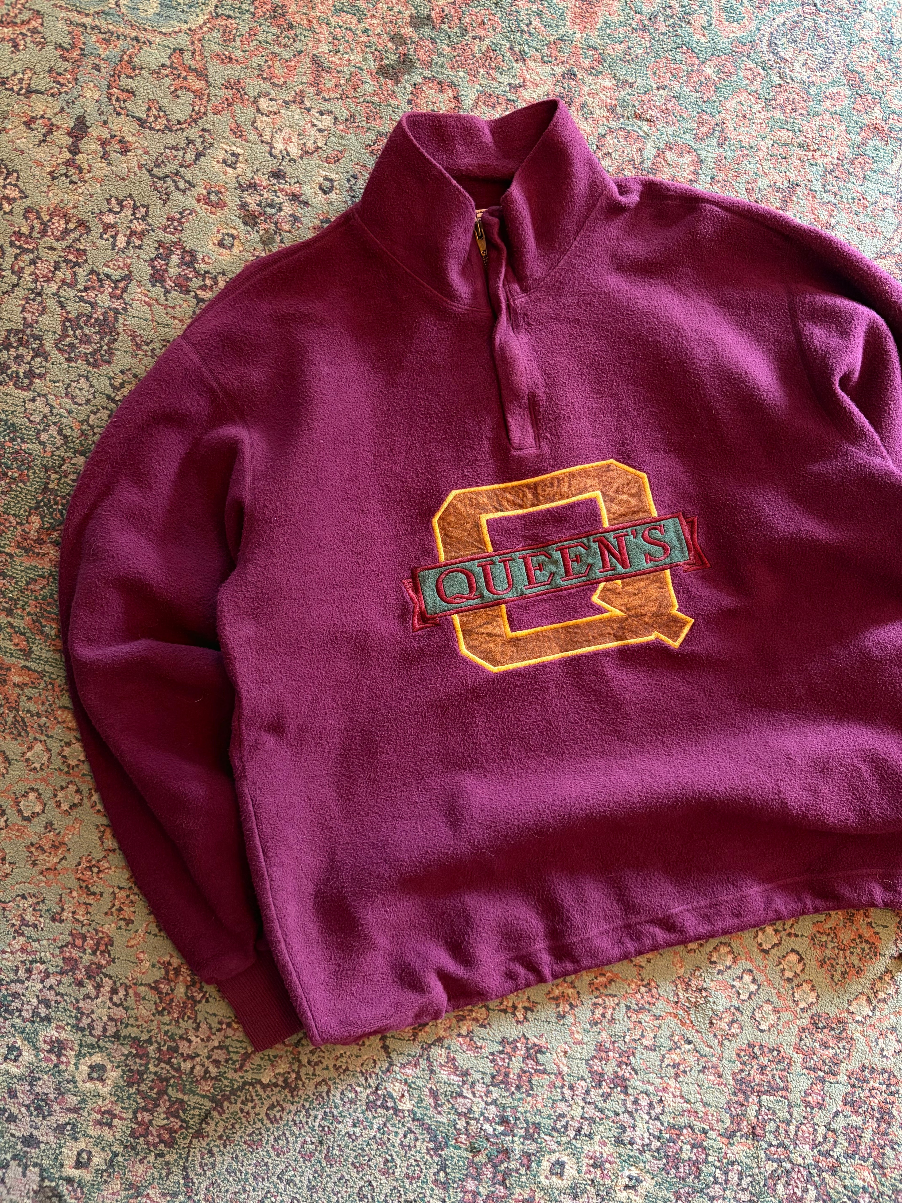 Vintage 90s Queens University Embroidered Logo 1/4 Zip Sweatshirt Size XL