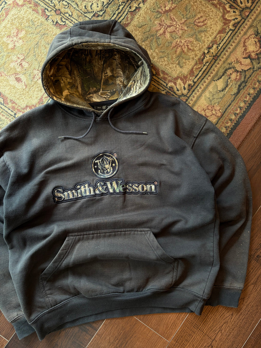Vintage Smith & Wesson Realtree Xtra Spellout Logo Hooded Sweatshirt Size Large