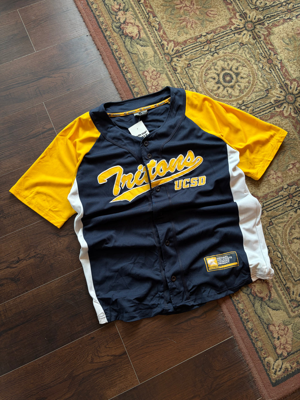Vintage UCSD Tritons NCAA Script Spellout Baseball Jersey Size Medium
