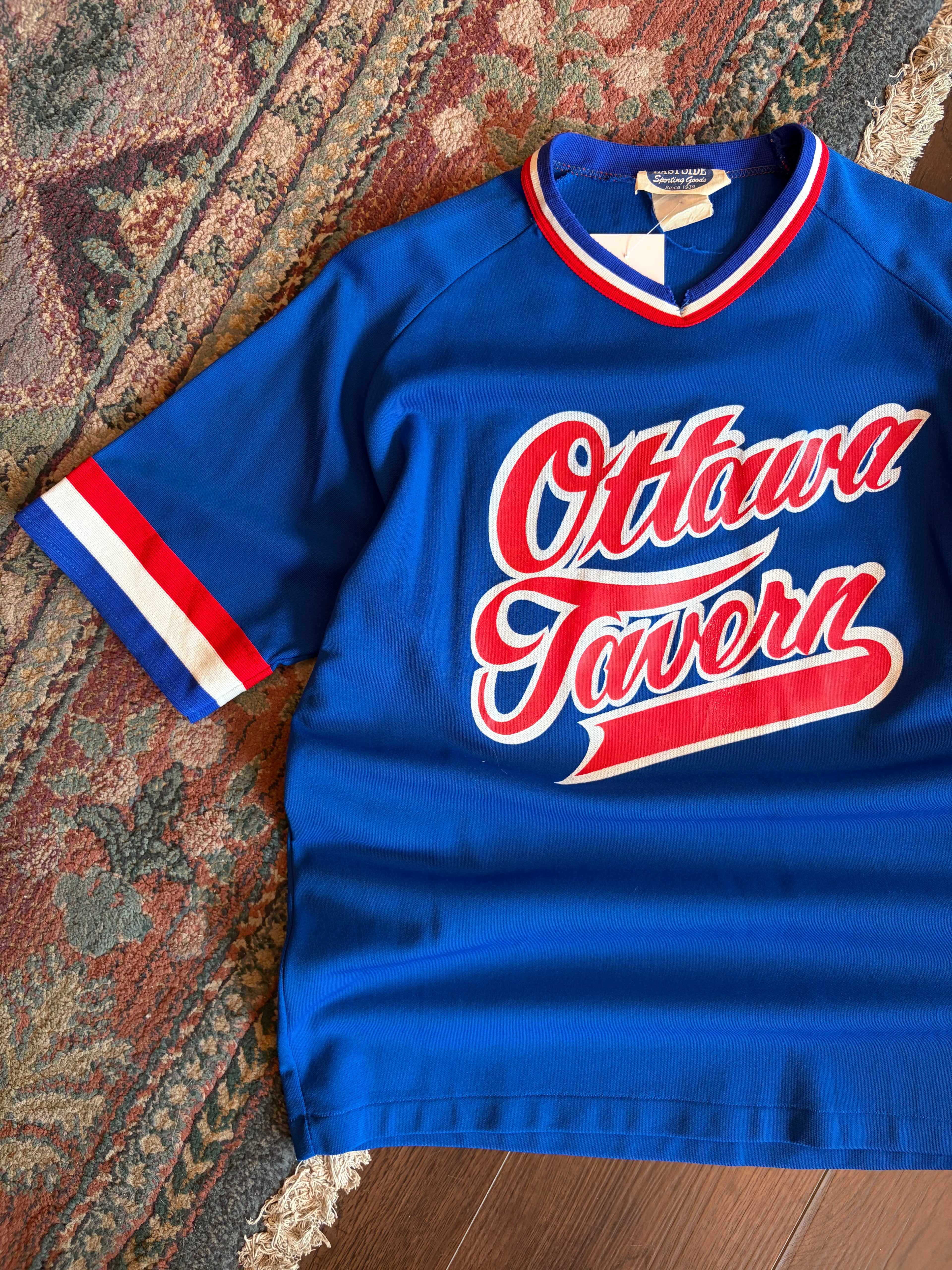 Vintage 80s/90s Ottawa Tavern Script Spellout Baseball Jersey Size Large