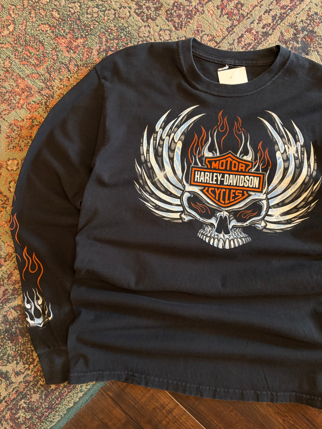 Harley Davidson Flaming Chrome Skull Graphic Long Sleeve T-Shirt Size Medium
