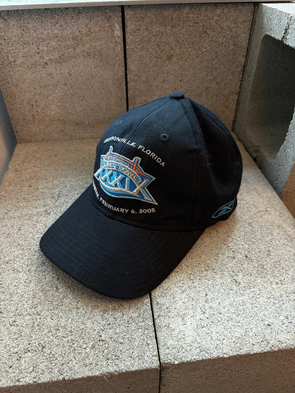 Vintage 2005 Superbowl XXXIX NFL Embroidered Logo Reebok Strapback Hat OSFA