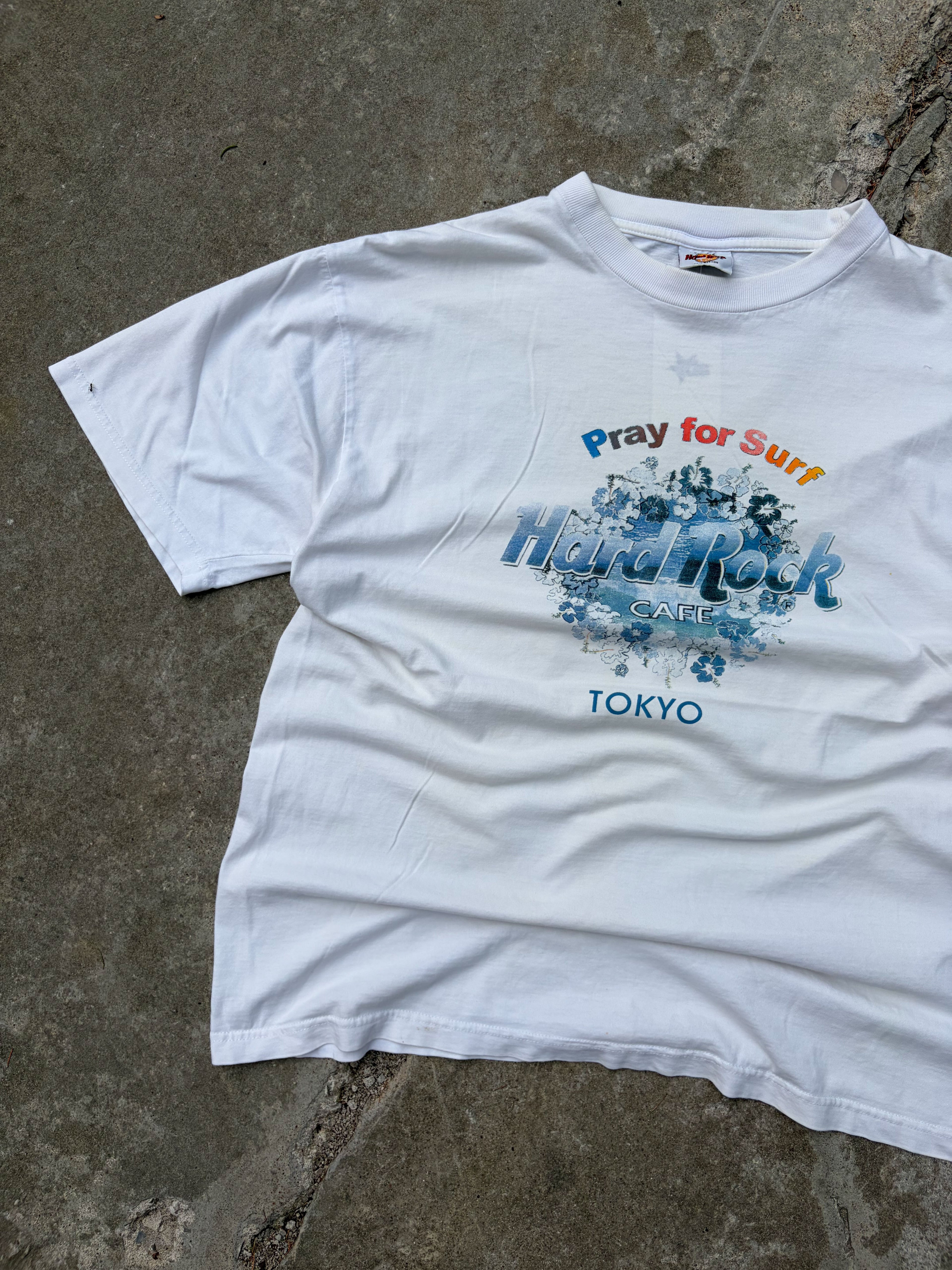 Vintage Hard Rock Cafe Pray For Surf Tokyo Spellout Graphic T-Shirt Size XL
