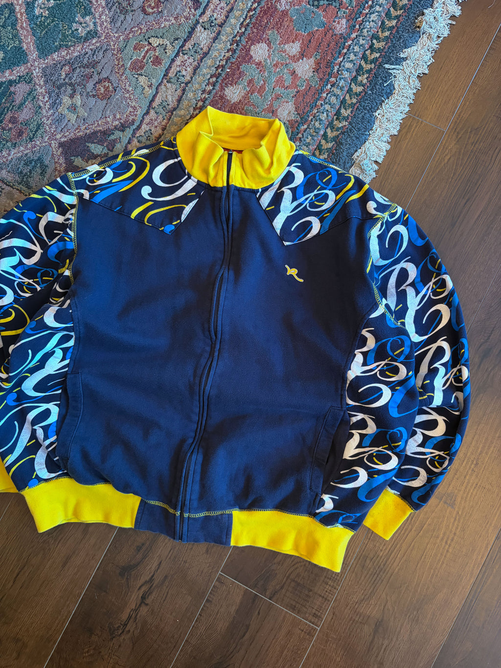 Vintage Y2K Rocawear Logo Graphic Sleeve Full Zip Sweatshirt Size XL