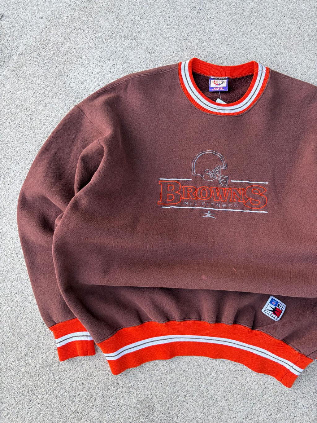 Vintage 90s Cleveland Browns NFL Fitness Embroidered Helmet Sweatshirt Sz XL
