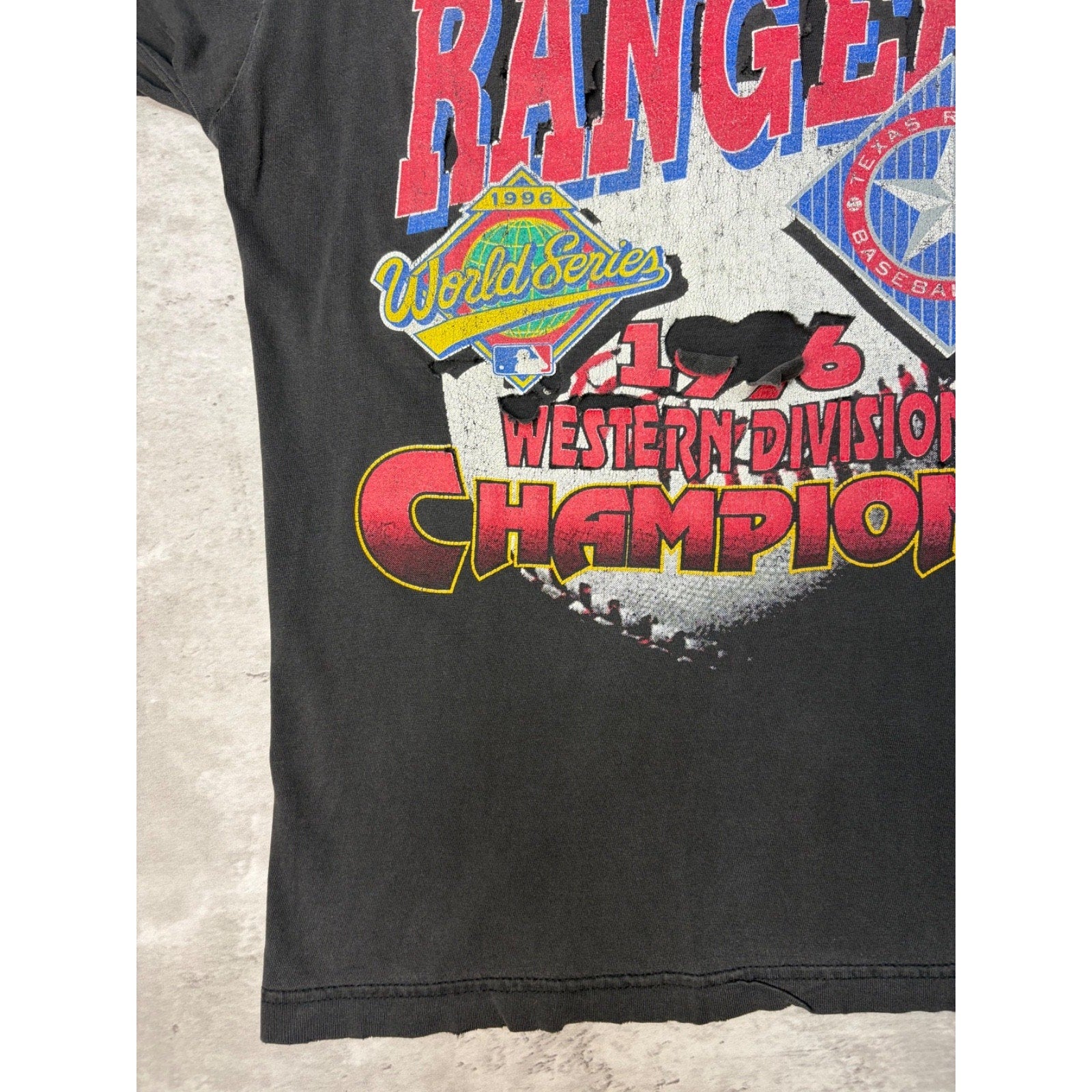 Vintage 1996 Texas Rangers MLB Western Division Champs T-Shirt Size Medium
