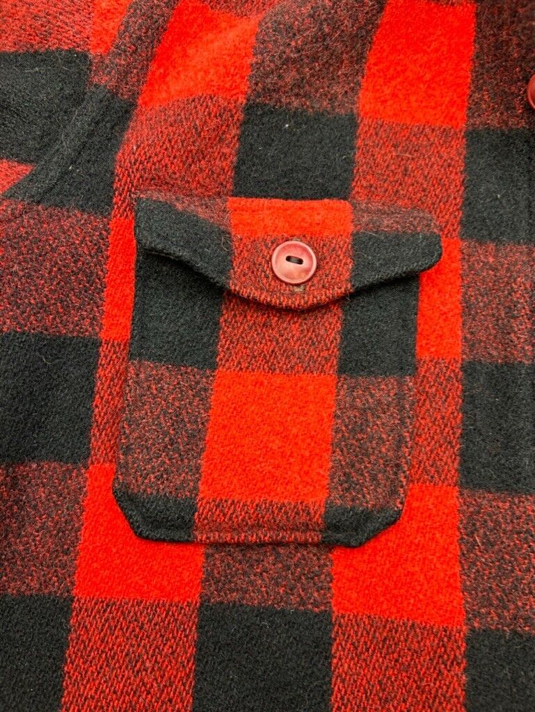 Vintage 60s Woolrich Buffalo Plaid Double Pocket Button Up Shirt Size Medium