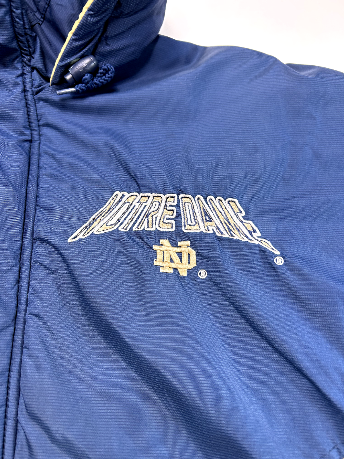 Vintage 90s Notre Dame Fighting Irish NCAA Insulated Starter Jacket Size Medium