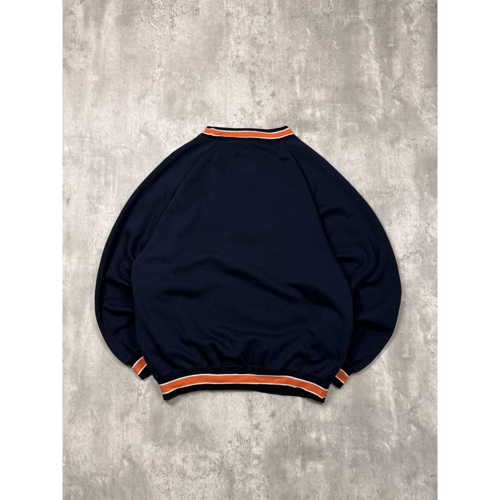 VTG 90s Chicago Bears NFL Embroidered Spellout Graphic Sweatshirt Size Medium