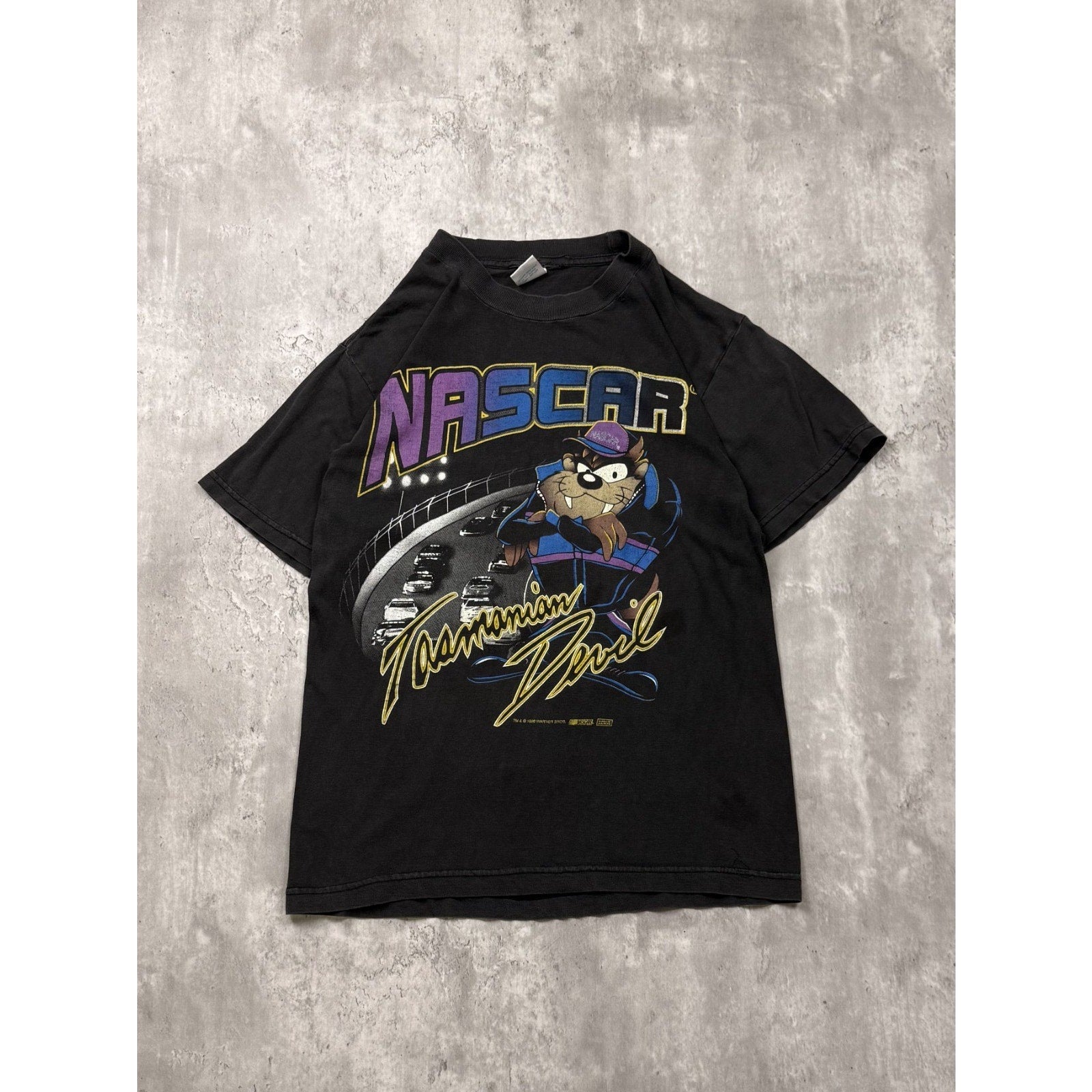 Vintage 1996 Nascar Looney Tunes Taz Cartoon Graphic Black T-Shirt Size Large