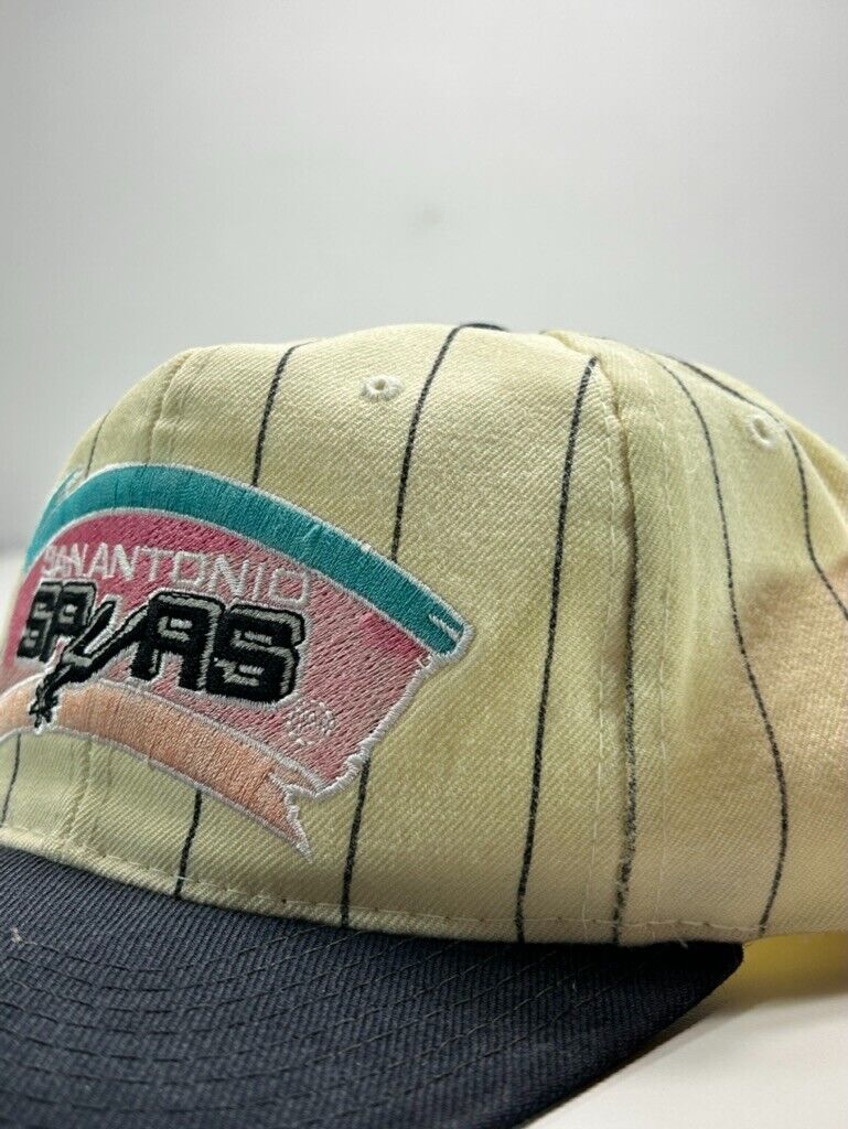 Vintage San Antonio Spurs Embroidered Pinstripes Starter Snapback Hat OSFA