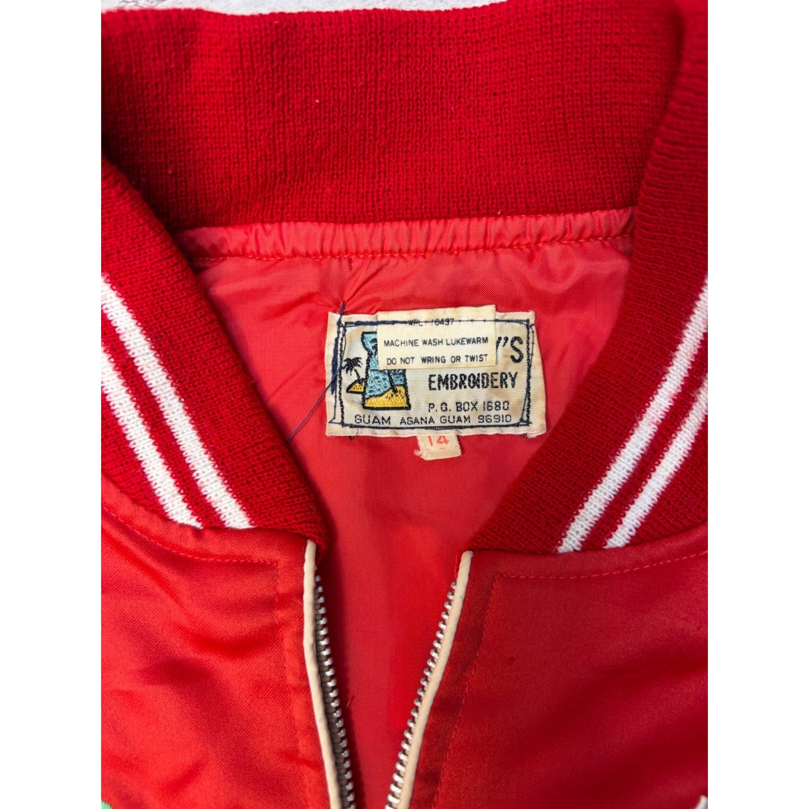 70s/80s Guam USA Embroidered Lightweight Varsity Souvenir Jacket Size Small