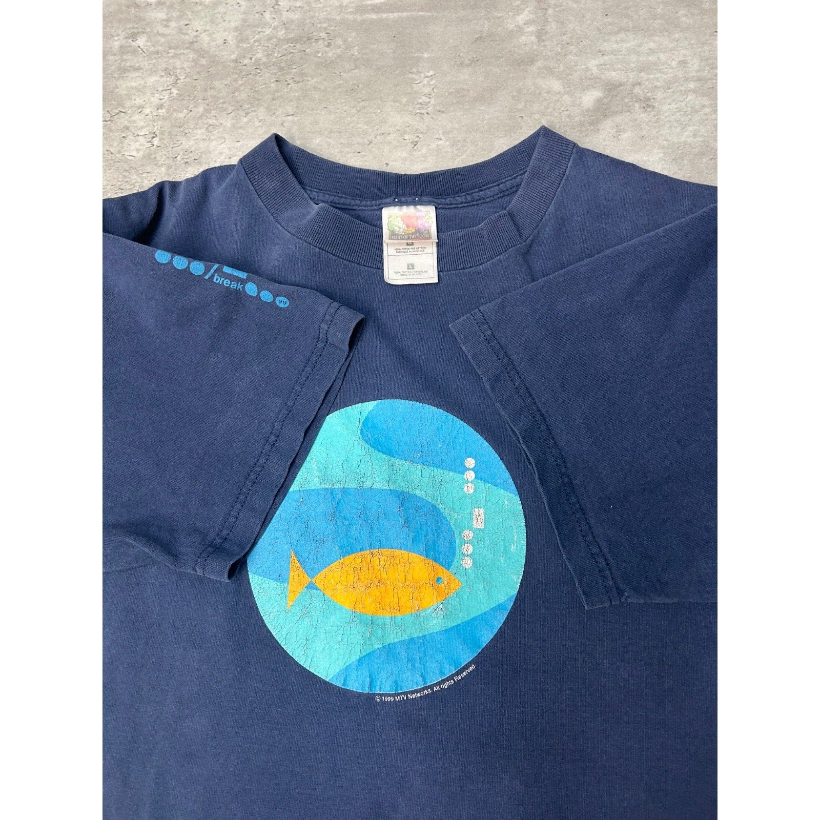 Vintage 1999 MTV Spring Break Fish Graphic TV Show T-Shirt Size Large