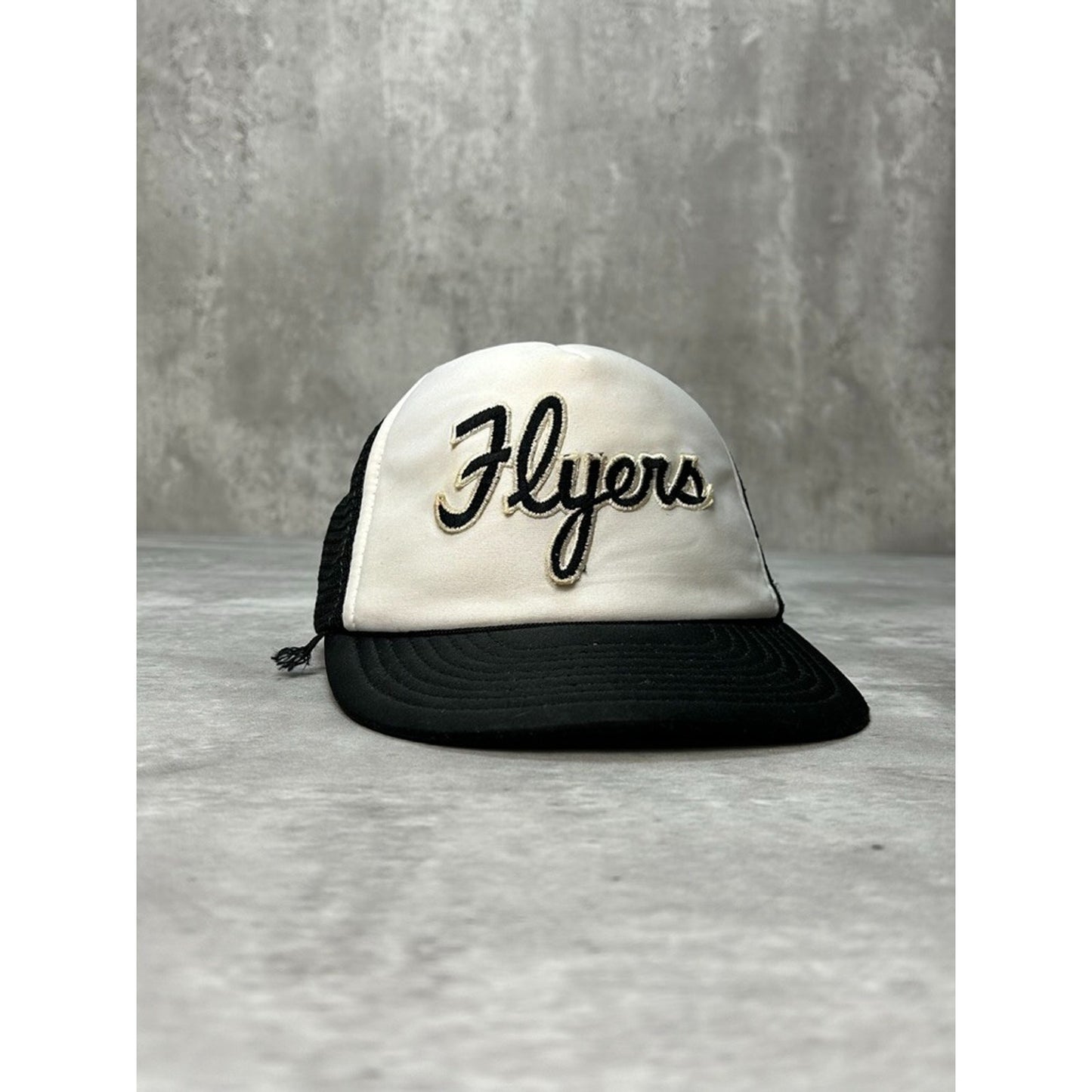 Vintage 80s/90s Flyers Embroidered Spellout Trucker Snapback Hat OSFA