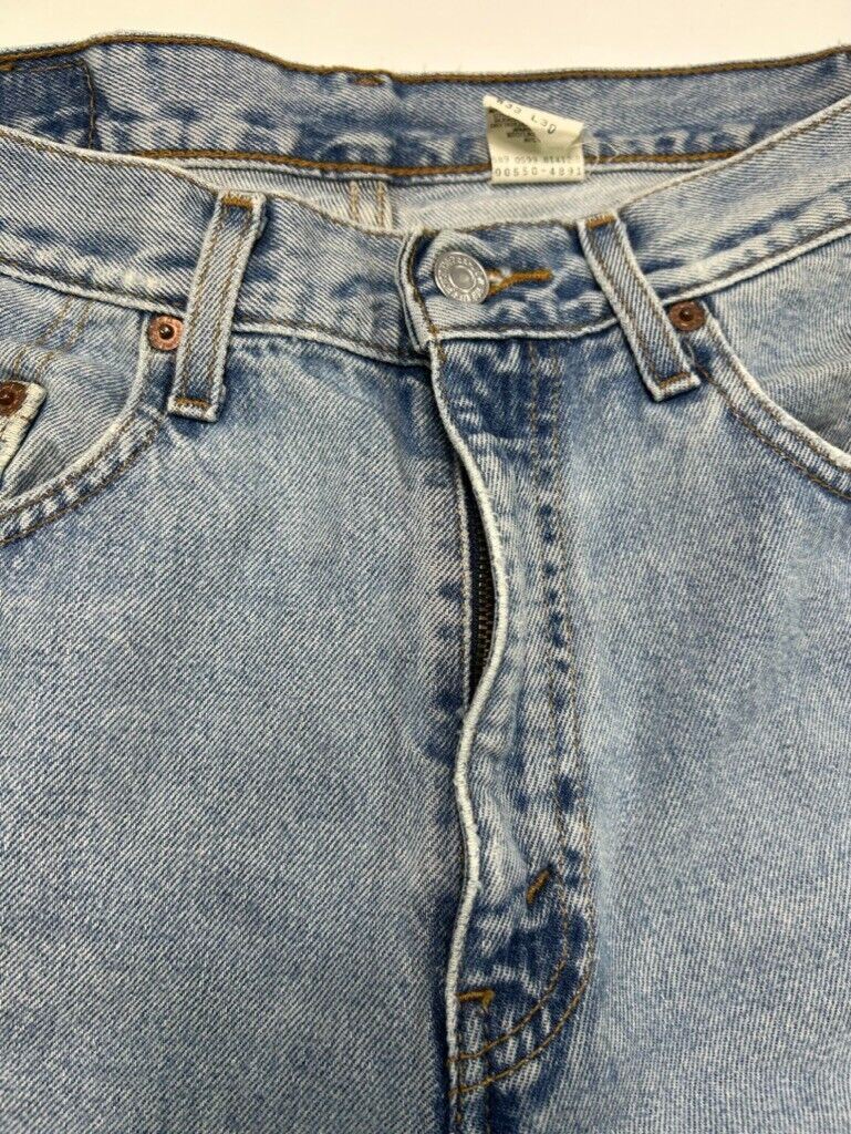 Vintage 1999 Levis 550 Red Tab Light Wash Denim Pants Size 32