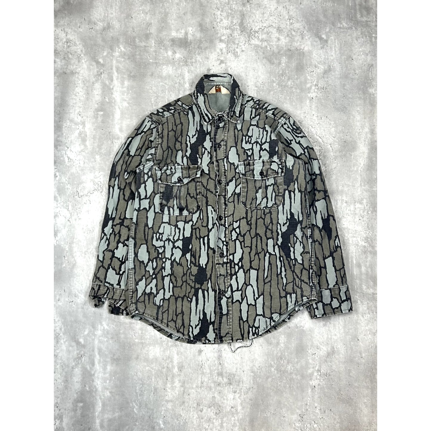 Vintage 80s/90s Cabelas Trebark Camo Hunting Button Up Shirt Size Medium