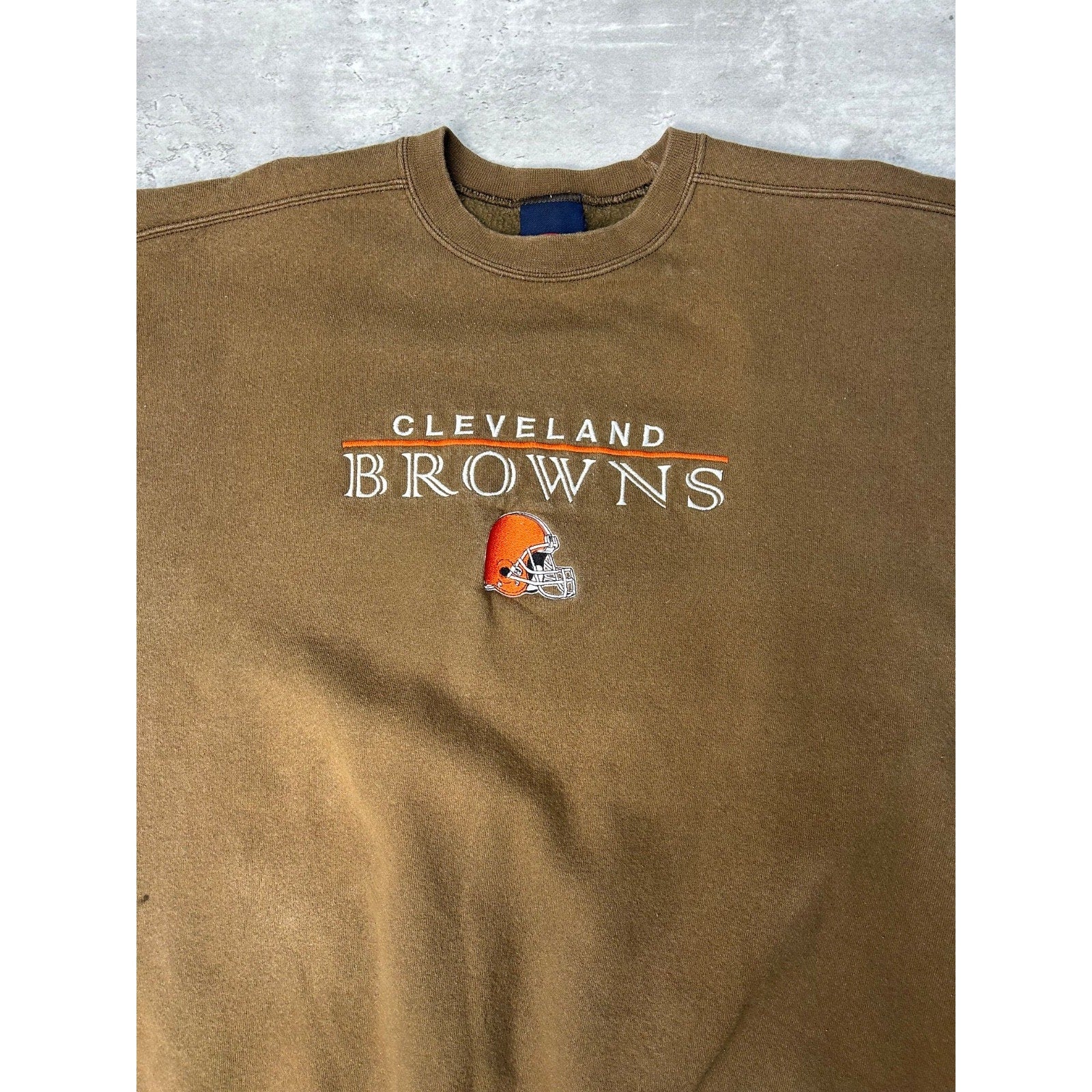 Vintage 90s Cleveland Browns NFL Embroidered Spellout Sweatshirt Size XL