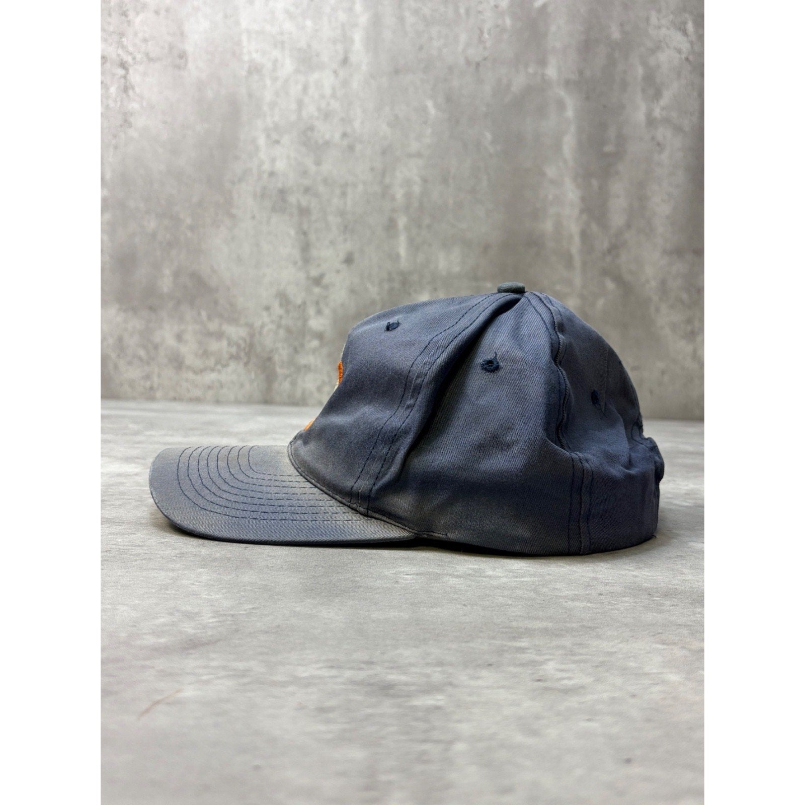 Vintage 90s San Diego Padres MLB Embroidered Logo Baseball Snapback Hat OSFA