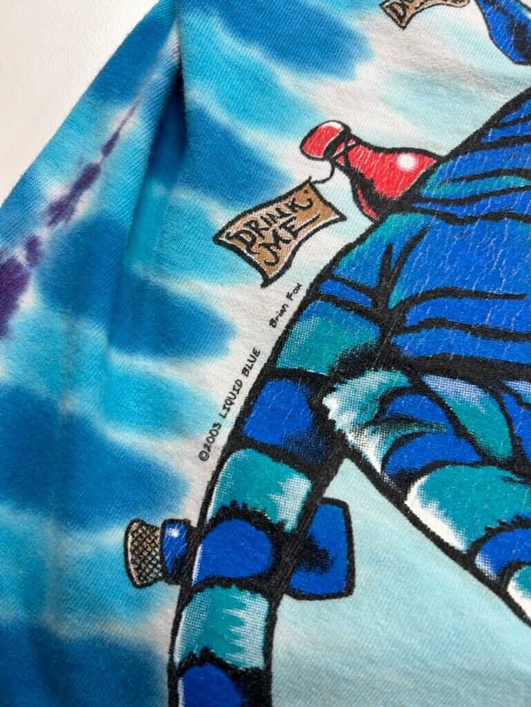 Vintage 2003 Alice In Wonderland Liquid Blue Tye Dye Graphic T-Shirt Size Medium