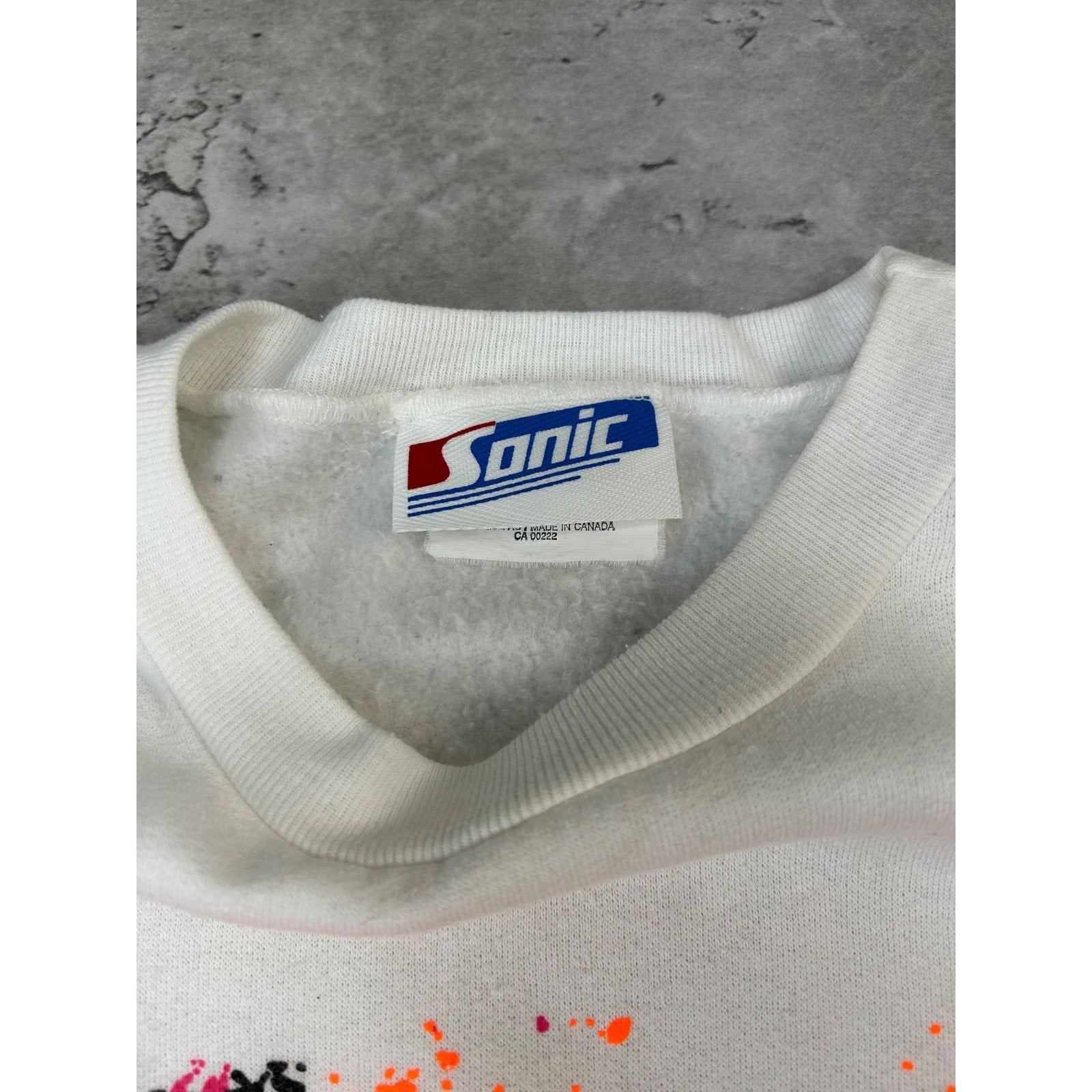 Vintage 80s/90s Surfing Art Graphic Crewneck Sweatshirt Size Small