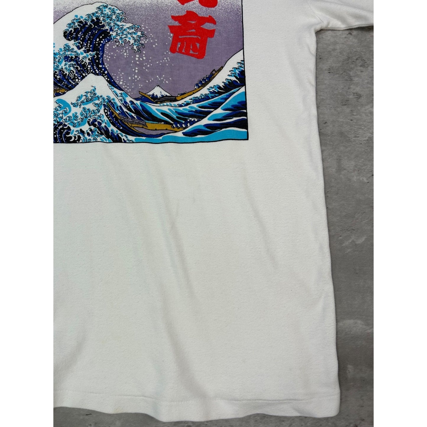 Vintage Kocolo The Great Wave of Kanagawa Graphic T-Shirt Size Large White