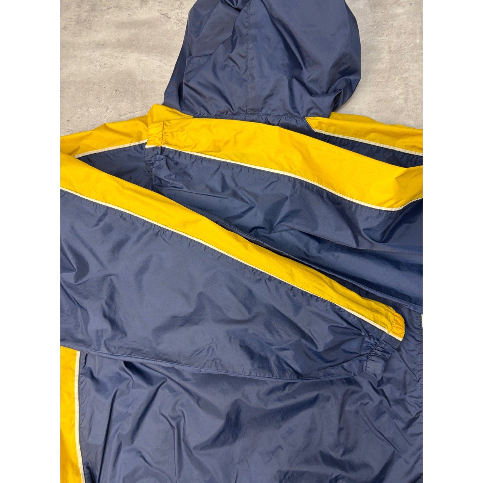 Vintage Michigan Wolverines NCAA Embroidered Windbreaker 1/2 Zip Jacket Sz Large