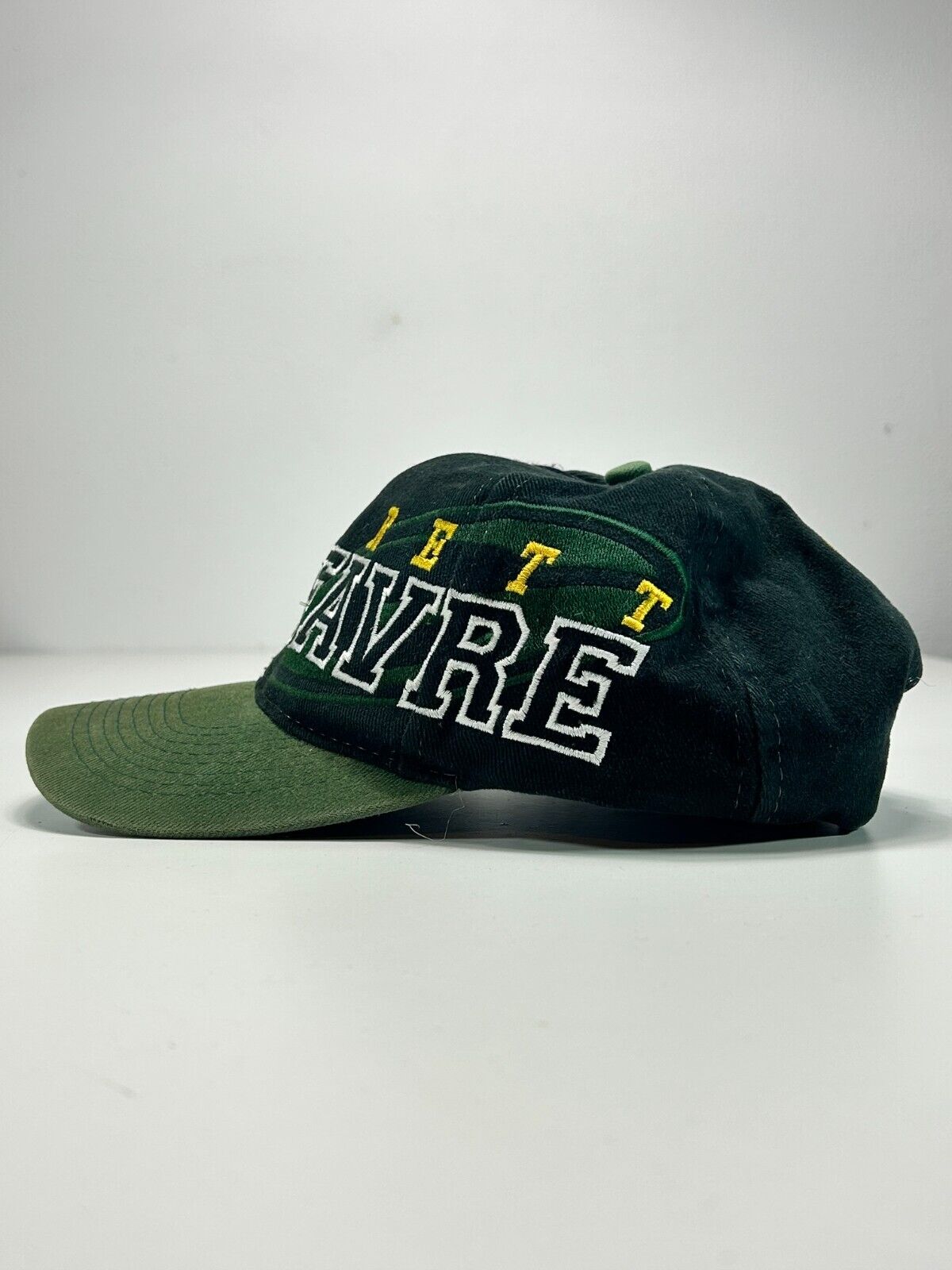 Vintage 90s Brett Favre #4 Green Bay Packers NFL Embroidered Snapback Hat OSFA