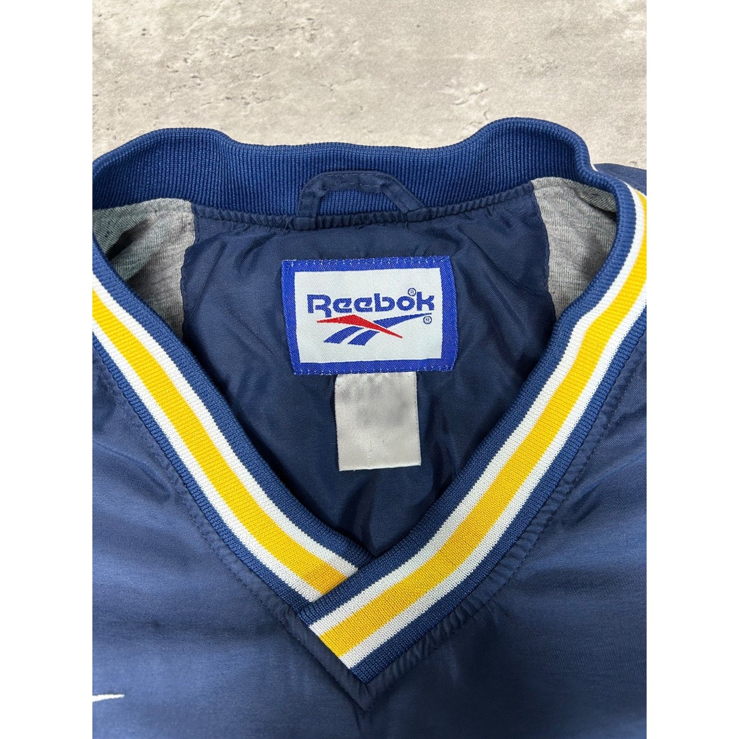 Vintage 90s Michigan Wolverines NCAA Embroidered Windbreaker Jacket Size XL