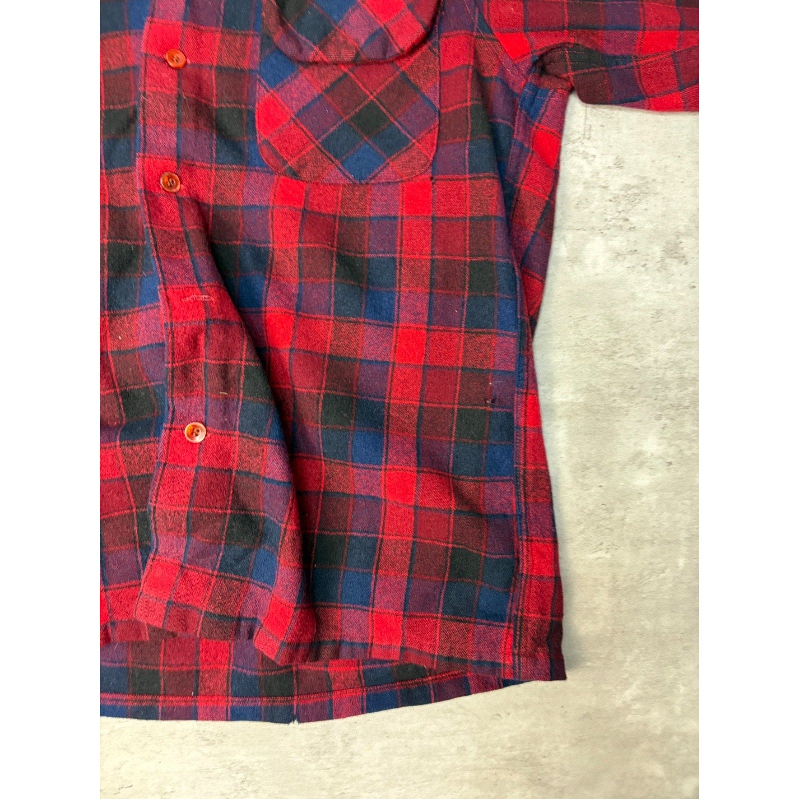 Vintage 80s/90s Pendleton Wool Plaid Long Sleeve Button Up Shirt Size Medium