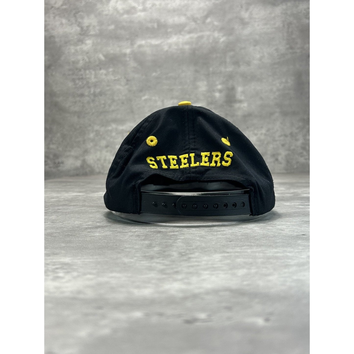 Vintage 90s Pittsburgh Steelers NFL Embroidered Logo Football Snapback Hat YOUTH
