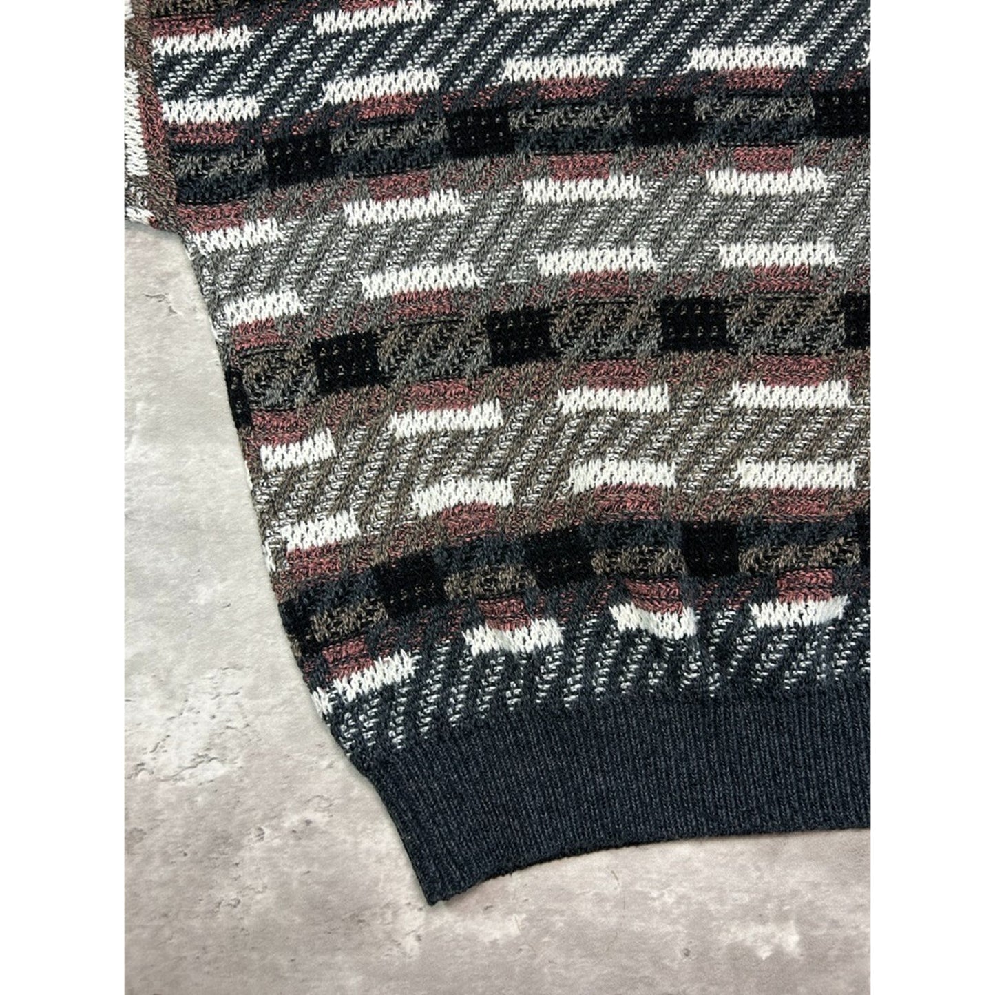 Vintage Jantzen Abstract Striped Pullover Ribbed Knit Sweater Size XL