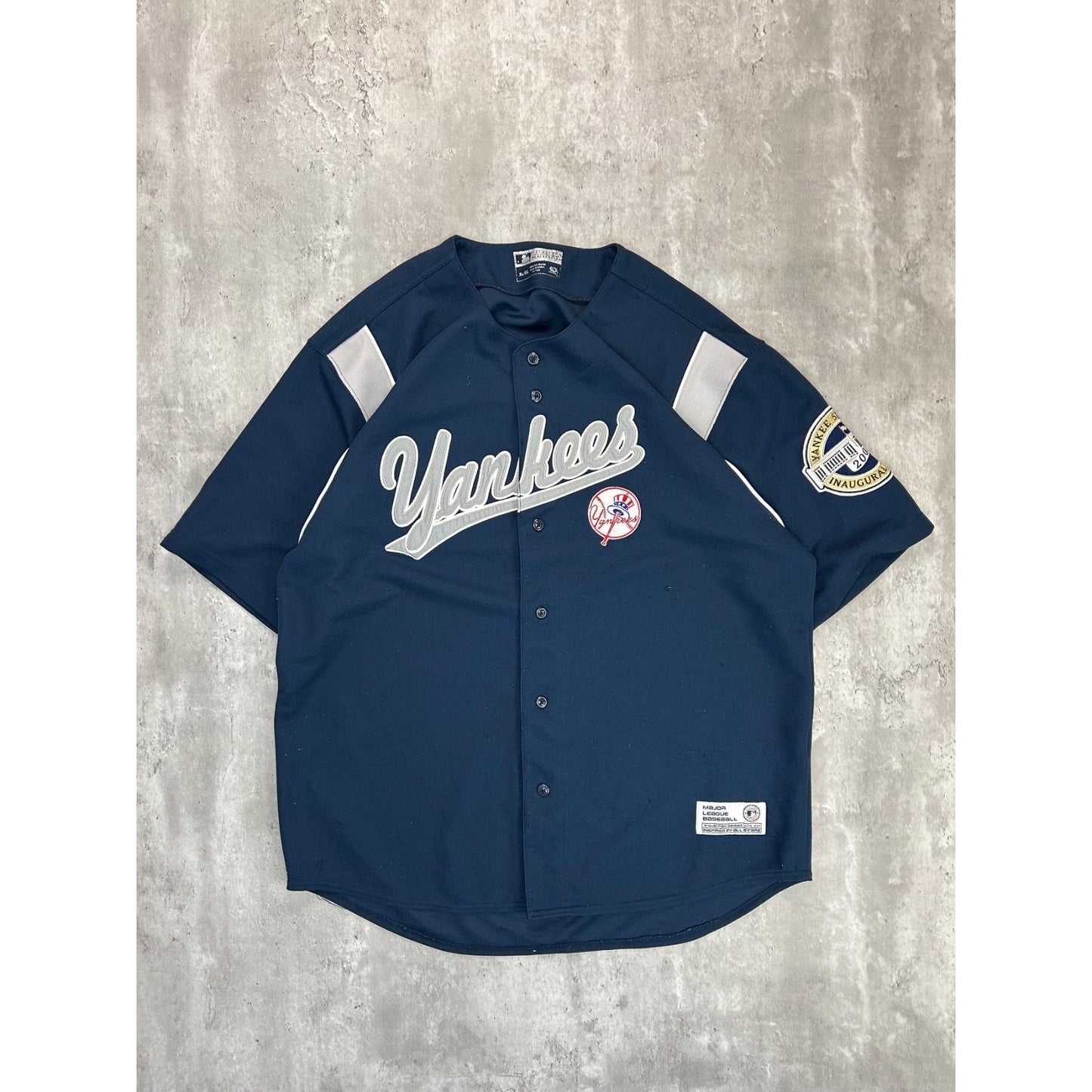 New York Yankees MLB Tailsweep Spellout Baseball Jersey Size XL Blue