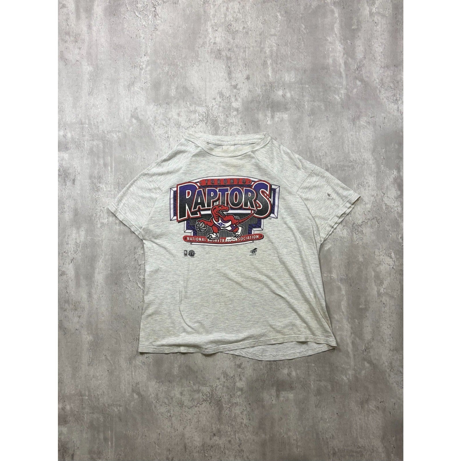 Vintage 1994 Toronto Raptors NBA Spellout Mascot Graphic T-Shirt Size Large