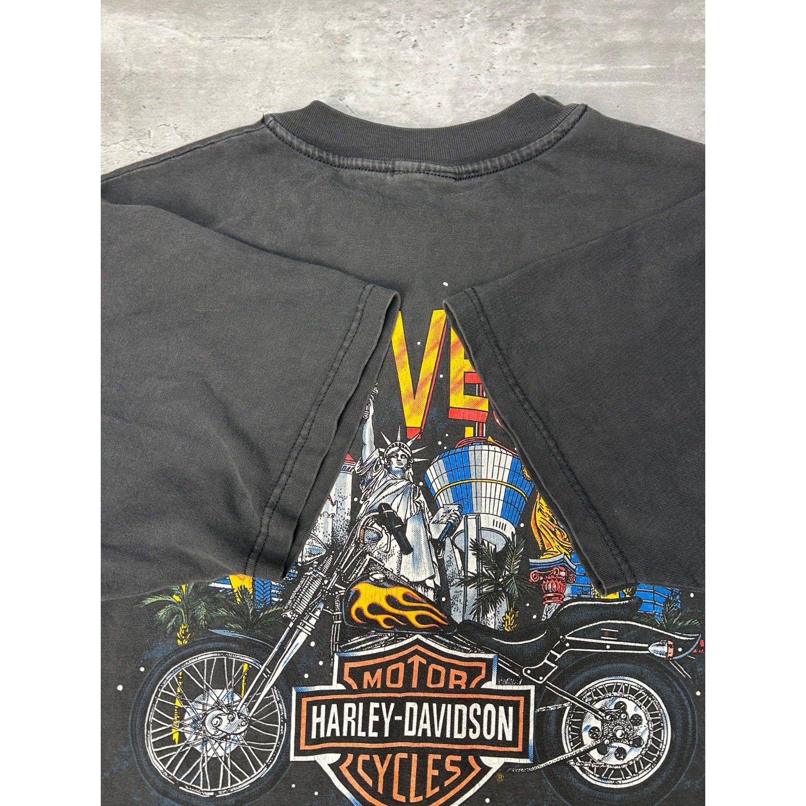 90s Harley Davidson The Strong Survive Bald Eagle Dragon T-Shirt Size Large