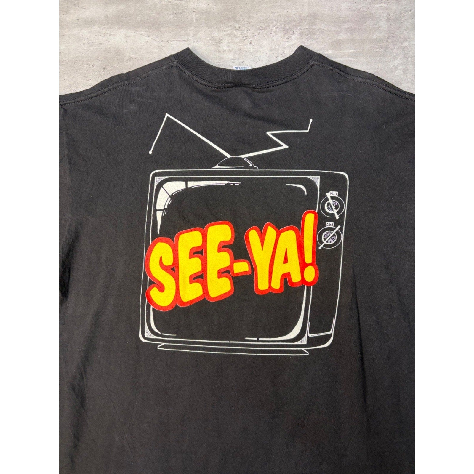 Vintage Q-TV Saturday Late Night Q106 Grahpic T-Shirt Size XL