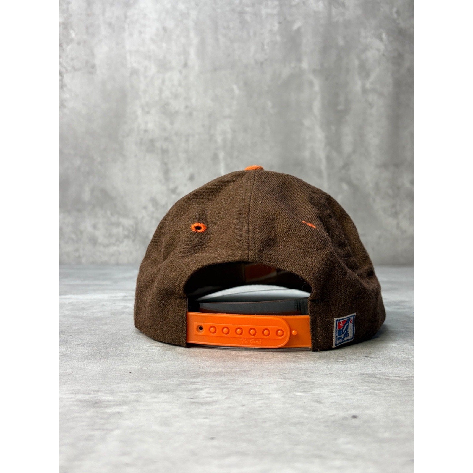 Vintage Cleveland Browns NFL Embroidered Spellout Snapback Hat OSFA