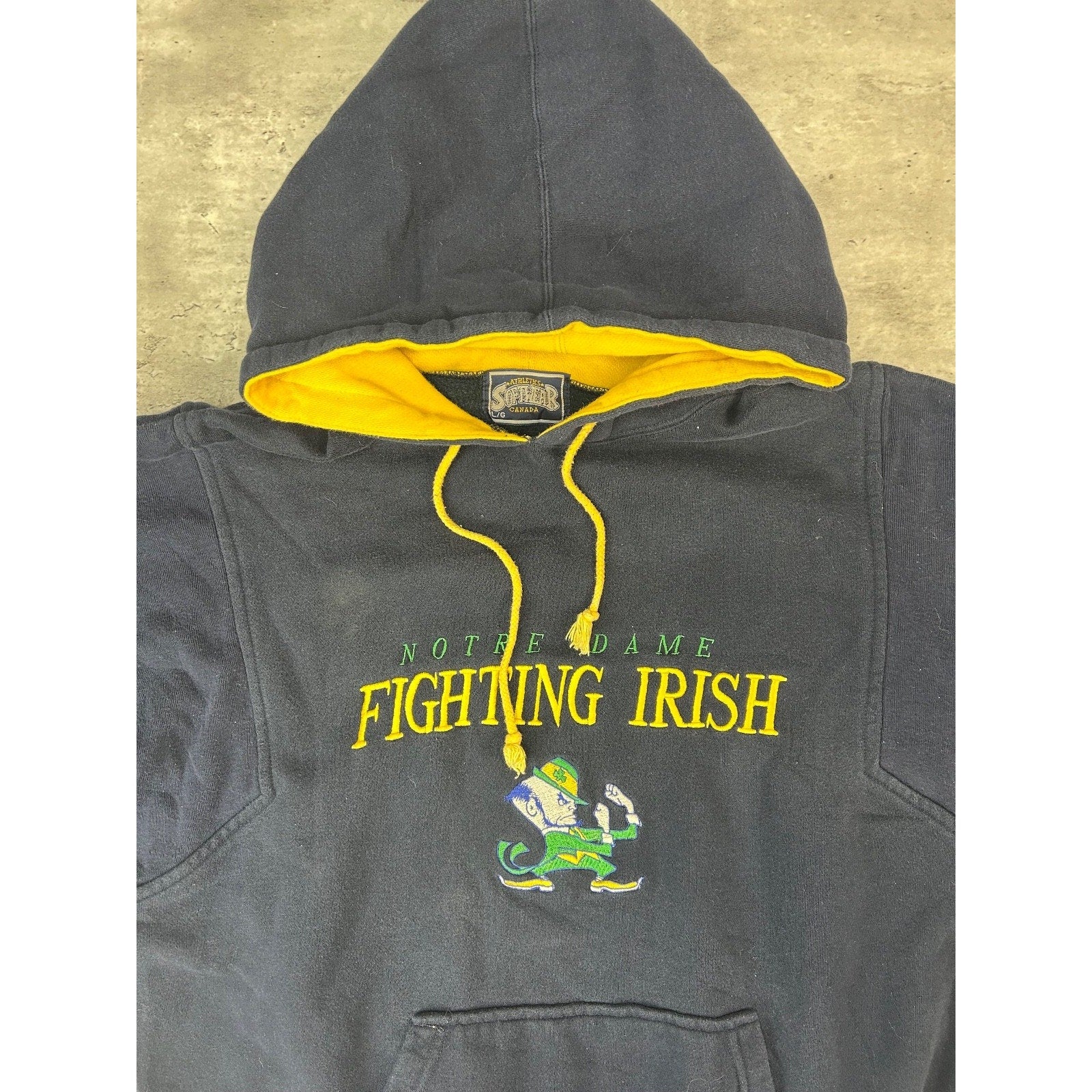 Vintage 90s Notre Dame Fighting Irish NCAA Embroidered Hooded Sweatshirt Large