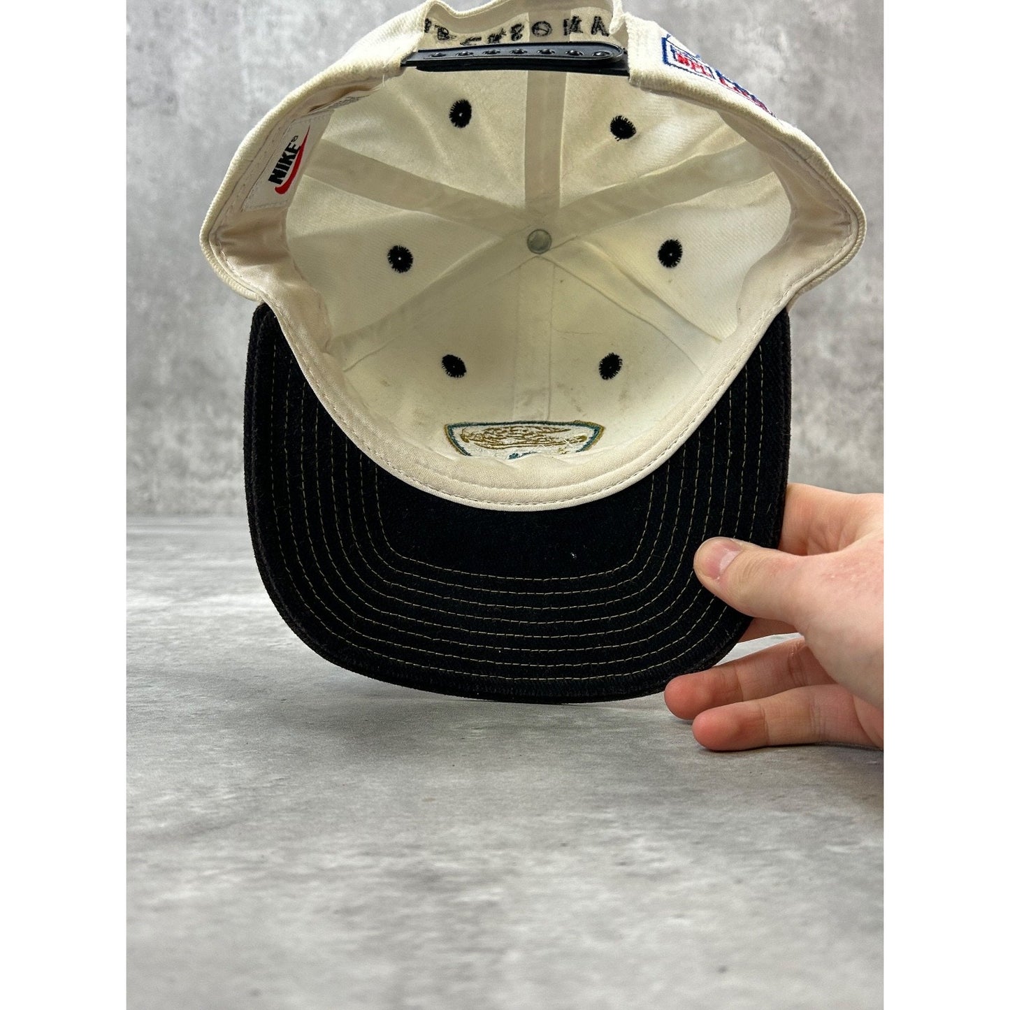 Vintage 90s Jacksonville Jaguars NFL Embroidered Logo Nike Snapback Hat OSFA