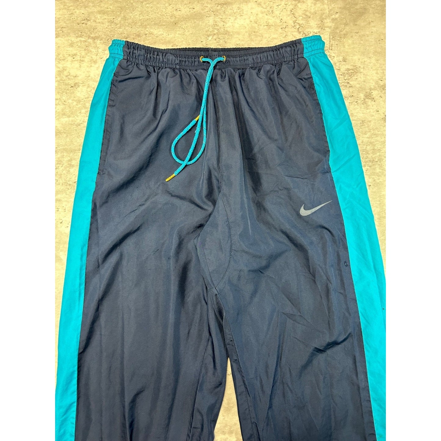 Vintage 2000s Nike Graphic Logo Two Tone Nylon Track Pants Size Medium