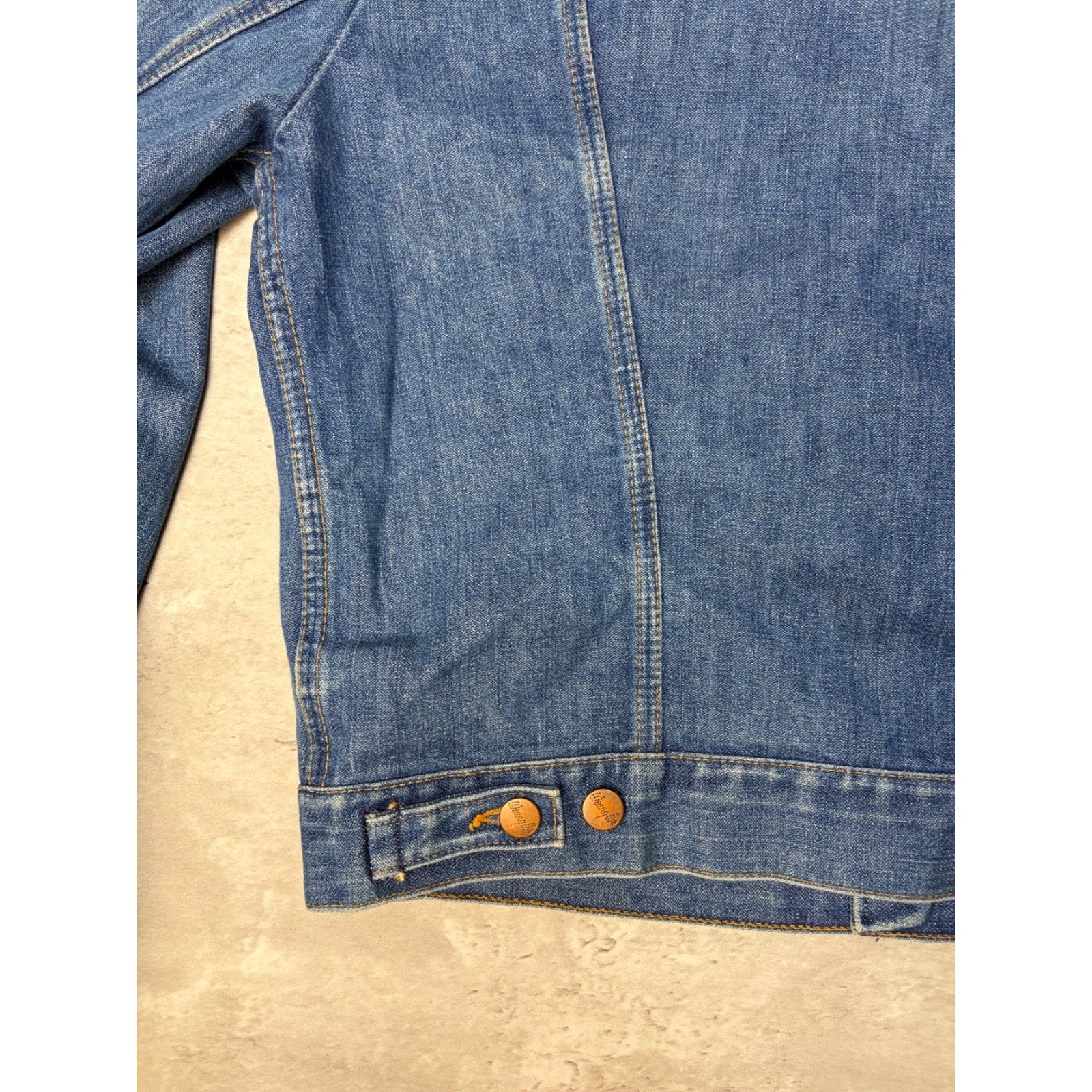 Vintage 1970s Wrangler Dark Wash Denim 4 Pocket Trucker Jacket Size Small