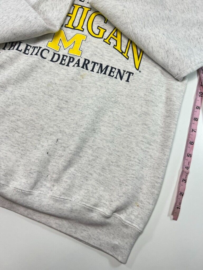 Vintage 90s Michigan Wolverines NCAA Nutmeg Crewneck Sweatshirt Size Medium