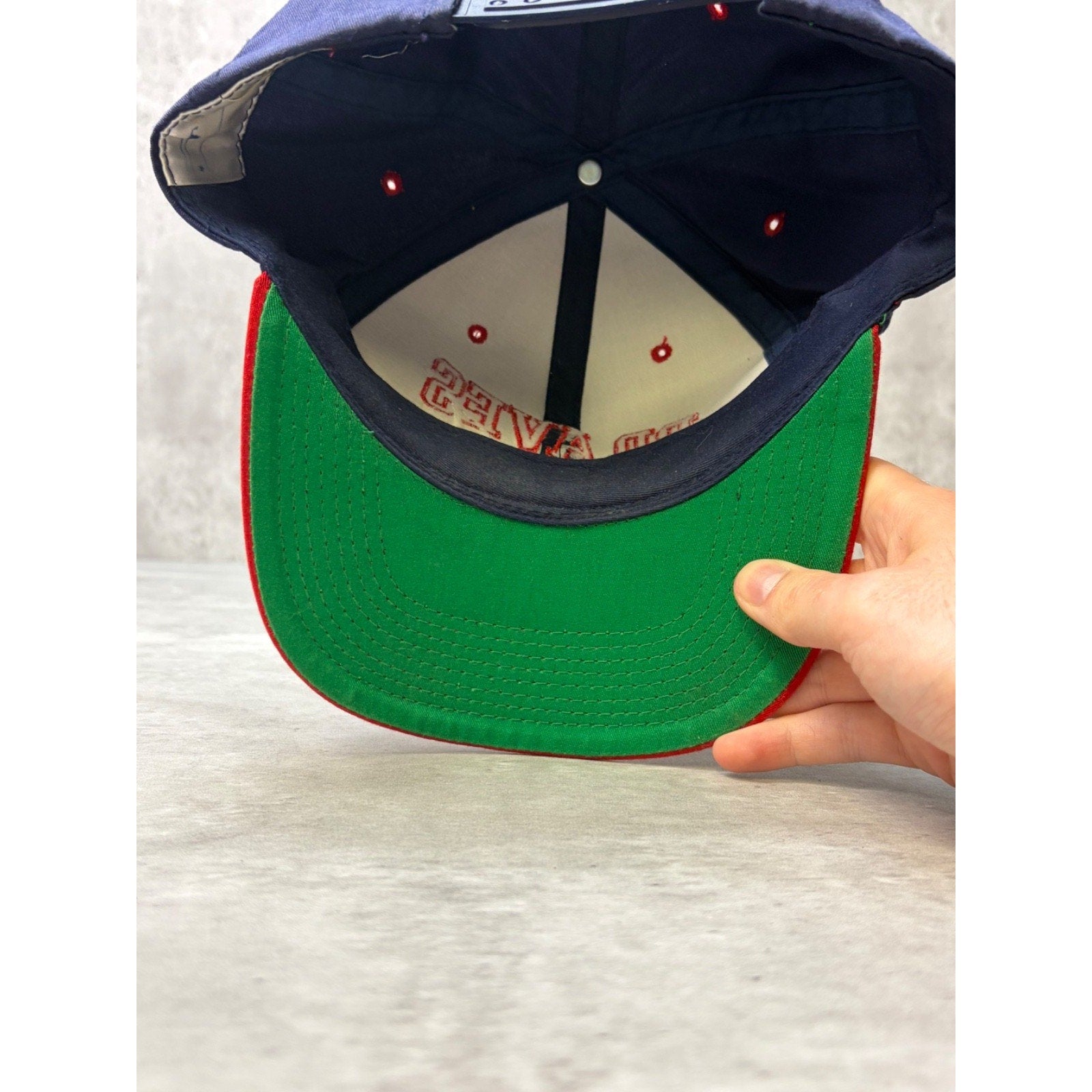 Vintage 90s Atlanta Braves MLB Embroidered Spellout Snapback Hat OSFA