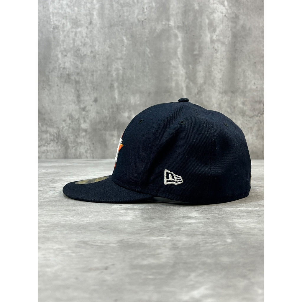 Houston Astros MLB Embroidered Logo Baseball Fitted Hat Size 7 1/2