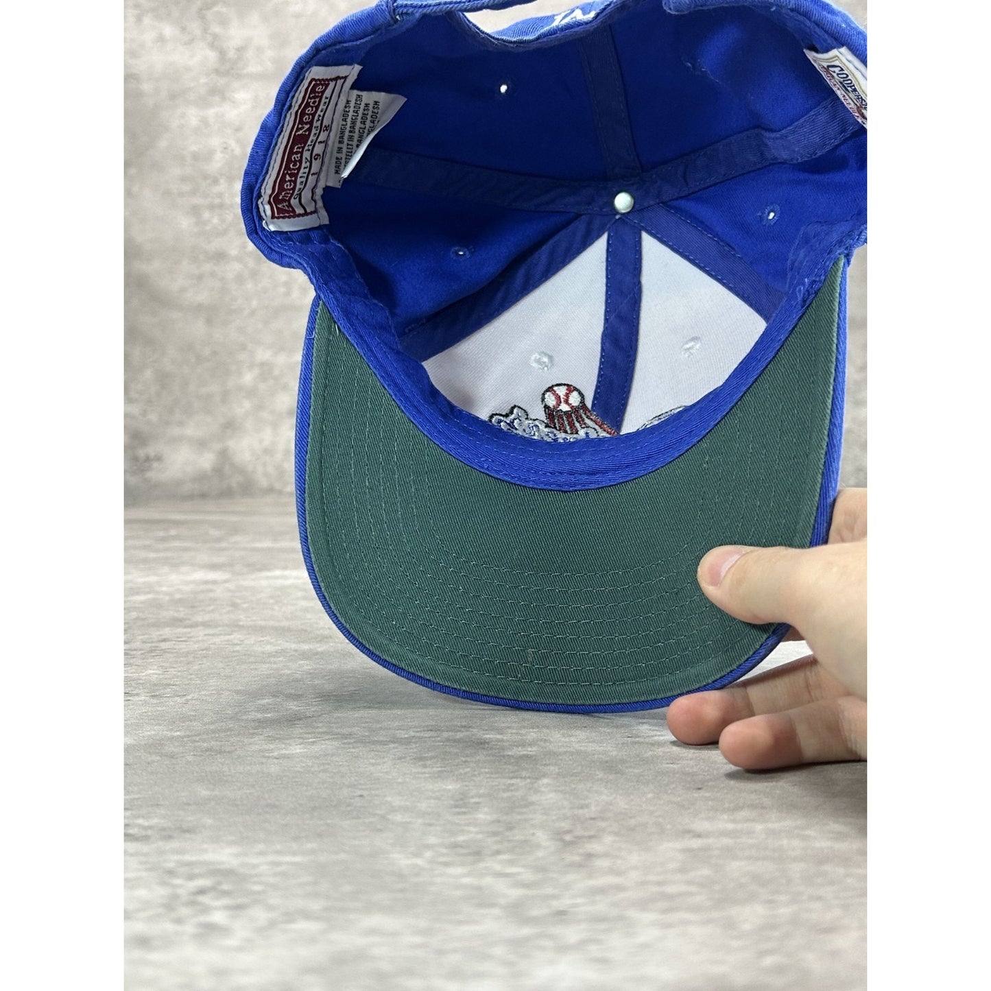 Vintage Los Angeles Dodgers MLB Embroidered Logo Baseball Strapback Hat OSFA